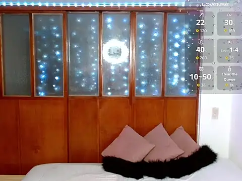 Snapshot of DanniHotBoy02 chatting on February 25, 11:14 pm DanniHotBoy02 online show from February 25, 11:14 pm