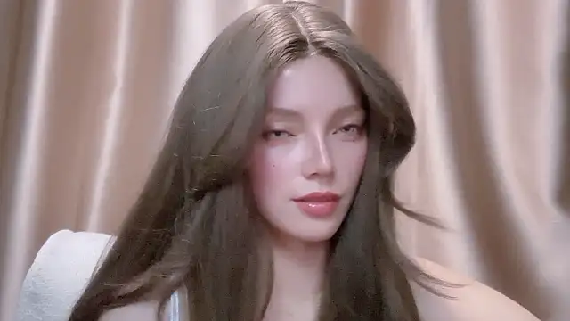 Snapshot of audience114 chatting on February 16, 12:23 pm audience114 online show from February 16, 12:23 pm