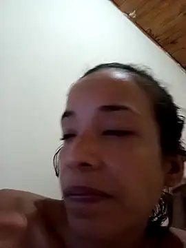 Max and anny online show from April 3, 8:29 pm