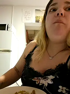 Snapshot of Dulcexpecado chatting on March 1, 11:29 pm Dulcexpecado online show from March 1, 11:29 pm