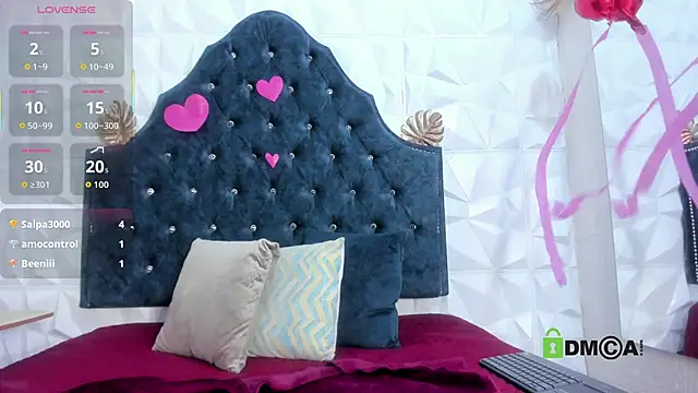  Victoria milf  online show from February 14, 7:43 pm