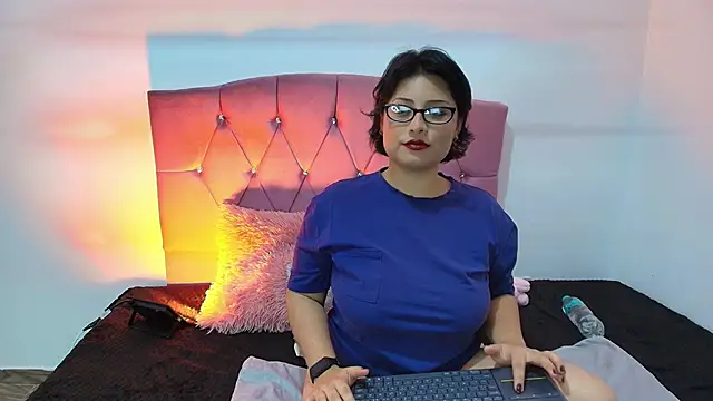 Angelic 17 online show from February 17, 12:40 am