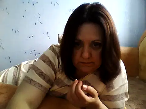 LockyCharm111 online show from June 7, 5:00 am