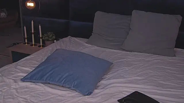 YourSweetArya online show from March 27, 1:11 pm