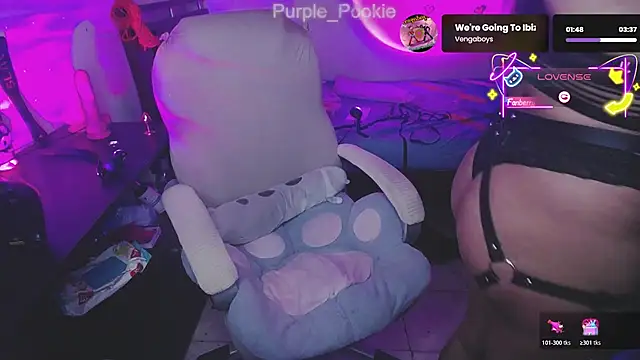 Purple-Pookiee online show from March 30, 4:35 am