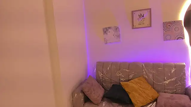 Afrodita rouss online show from February 14, 8:05 pm