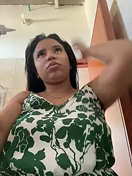 Snapshot of Lucy_strong1 chatting on February 25, 9:13 pm Lucy strong1 online show from February 25, 9:13 pm