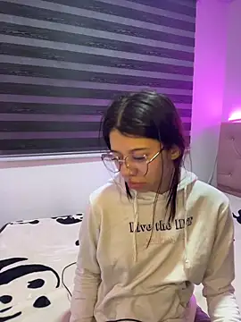 Snapshot of Deva_00 chatting on February 12, 11:00 pm Deva 00 online show from February 12, 11:00 pm