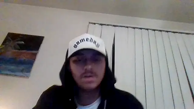 Snapshot of Tallhungandcloudy chatting on February 20, 8:49 am Tallhungandcloudy online show from February 20, 8:49 am