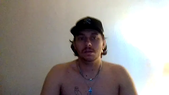 Snapshot of Tallhungandcloudy chatting on February 27, 8:53 pm Tallhungandcloudy online show from February 27, 8:53 pm