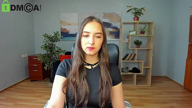 Effy Royse online show from March 18, 6:38 am