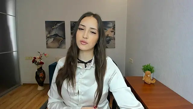 Snapshot of Effy_Royse chatting on June 21, 5:10 am Effy Royse online show from June 21, 5:10 am