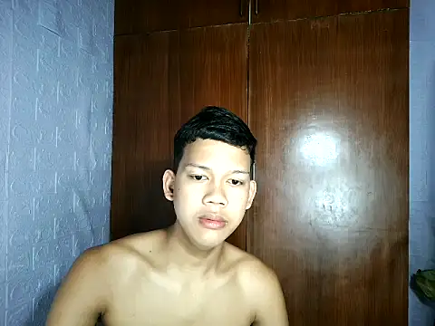 UrAsian Turjak online show from March 25, 1:33 am