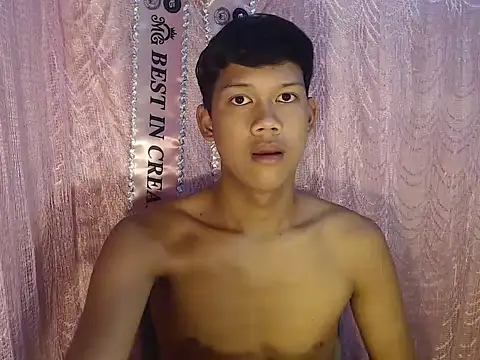 UrAsian Turjak online show from July 23, 4:21 am
