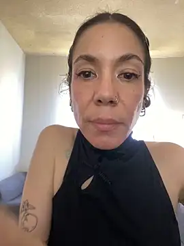 JeanneDuval8888 online show from March 12, 11:11 pm