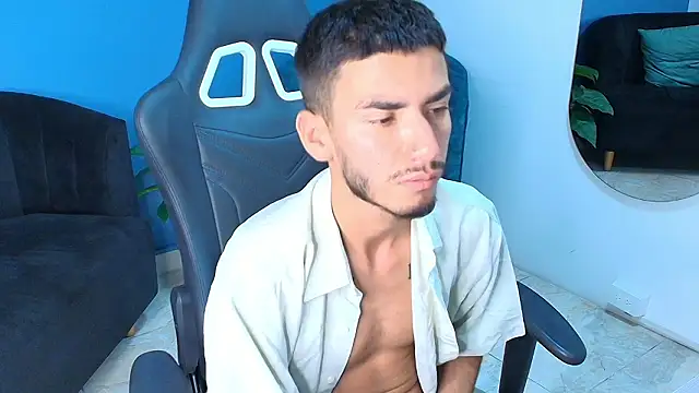 Noah-JONES online show from February 27, 3:17 am