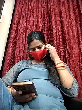 Snapshot of ankita077 chatting on March 1, 5:42 am ankita077 online show from March 1, 5:42 am