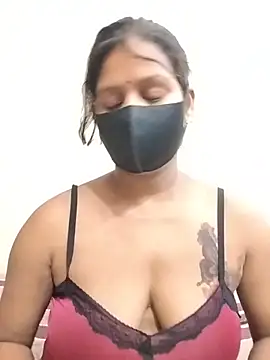 ankita077 online show from May 25, 10:27 pm