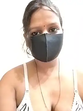 ankita077 online show from June 26, 11:20 pm