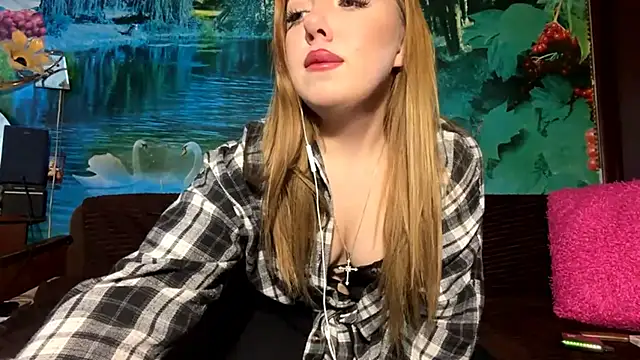 LeahSablea online show from February 18, 12:12 pm