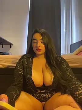 Snapshot of Mayaslow chatting on May 31, 8:43 am Mayaslow online show from May 31, 8:43 am