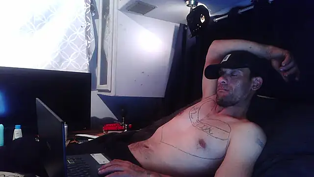 Snapshot of CharmedMoment62 chatting on February 20, 3:25 am CharmedMoment62 online show from February 20, 3:25 am