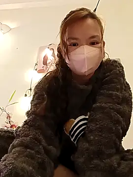 Snapshot of Trang26 chatting on February 10, 4:11 pm Trang26 online show from February 10, 4:11 pm