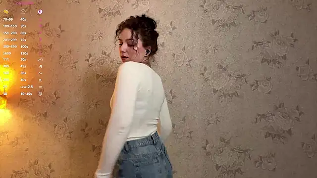 ShawnaBree online show from February 26, 8:41 pm