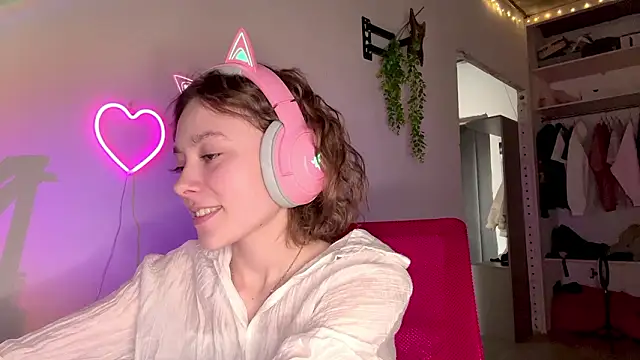 SlunkRear online show from March 26, 2:17 am