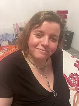 Laura-Loveyou online show from February 16, 3:08 pm