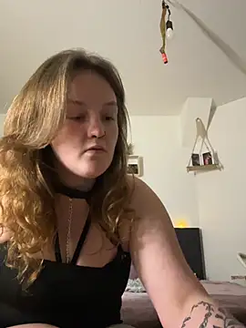 Snapshot of Maryjane-Spidermann chatting on February 11, 7:30 pm Maryjane-Spidermann online show from February 11, 7:30 pm