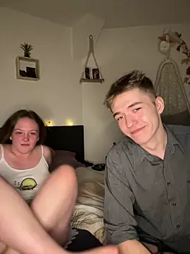 Snapshot of Maryjane-Spidermann chatting on February 17, 7:42 pm Maryjane-Spidermann online show from February 17, 7:42 pm