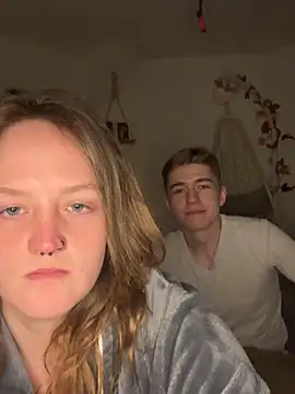 Snapshot of Maryjane-Spidermann chatting on February 21, 7:37 pm Maryjane-Spidermann online show from February 21, 7:37 pm