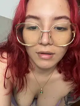 Snapshot of GoonetteMessy chatting on February 15, 12:18 am GoonetteMessy online show from February 15, 12:18 am