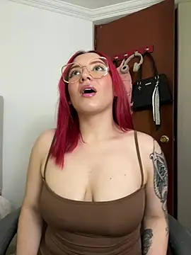 Snapshot of GoonetteMessy chatting on February 18, 10:50 pm GoonetteMessy online show from February 18, 10:50 pm