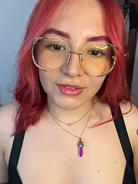 Snapshot of GoonetteMessy chatting on March 2, 10:49 pm GoonetteMessy online show from March 2, 10:49 pm