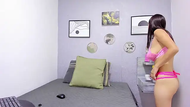 Snapshot of dulce_maria191 chatting on March 3, 3:51 pm dulce maria191 online show from March 3, 3:51 pm