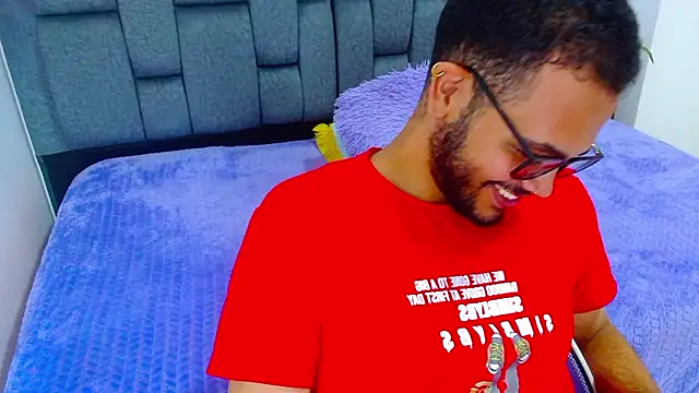 J black  online show from February 24, 9:13 pm