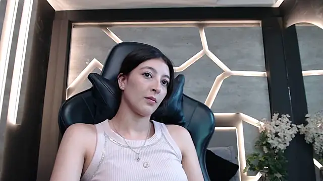 Snapshot of SinLickerr chatting on March 2, 7:43 pm SinLickerr online show from March 2, 7:43 pm