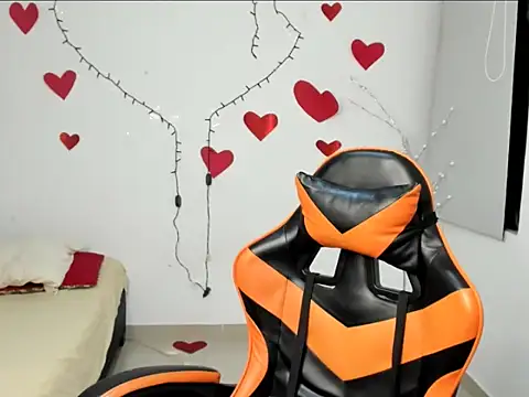 Snapshot of RYAN_MYEARZ__ chatting on February 20, 10:49 am RYAN MYEARZ online show from February 20, 10:49 am