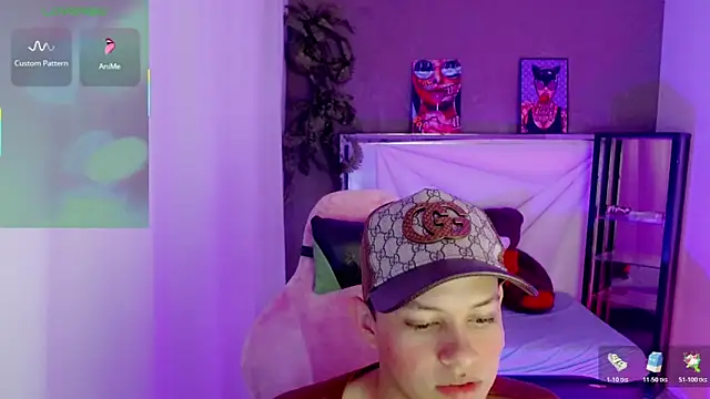 Top and bottom online show from May 25, 3:23 am