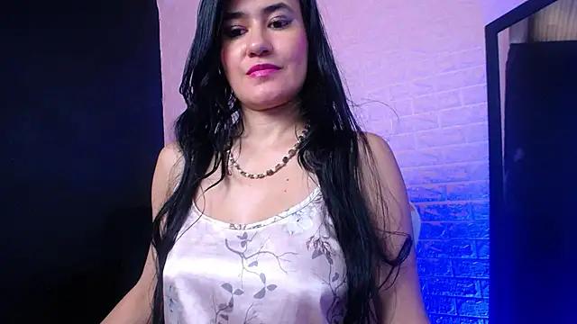Snapshot of Victoria_1126 chatting on April 21, 7:39 pm Victoria 1126 online show from April 21, 7:39 pm