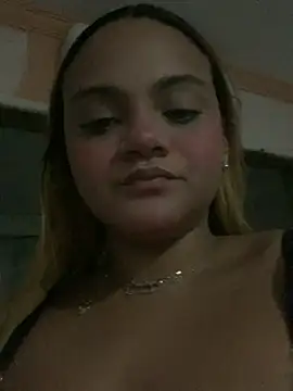 Snapshot of ayla0881 chatting on March 16, 5:24 am ayla0881 online show from March 16, 5:24 am