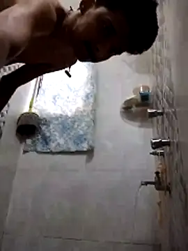 Snapshot of kalliJ chatting on February 14, 5:26 am kalliJ online show from February 14, 5:26 am