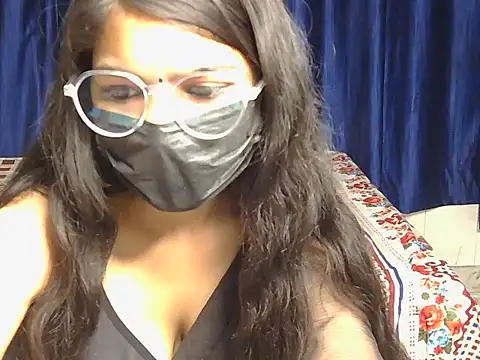 Snapshot of its-sarika01 chatting on May 16, 6:43 am its-sarika01 online show from May 16, 6:43 am