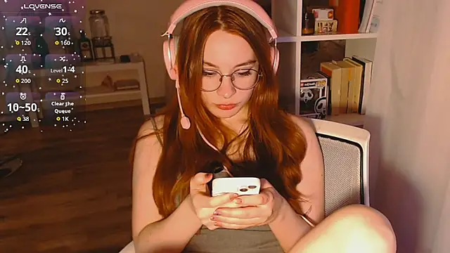 Snapshot of GhostLane chatting on February 27, 7:36 pm GhostLane online show from February 27, 7:36 pm