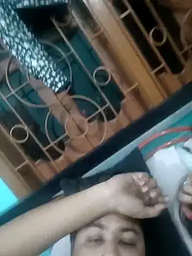 Desiyoungcouple15 online show from February 24, 6:06 pm