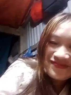 Snapshot of bany-lee chatting on February 15, 2:03 pm bany-lee online show from February 15, 2:03 pm