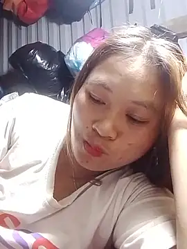 Snapshot of bany-lee chatting on February 27, 2:11 am bany-lee online show from February 27, 2:11 am