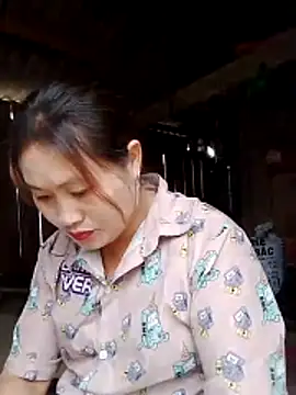 Snapshot of bany-lee chatting on April 20, 2:14 am bany-lee online show from April 20, 2:14 am